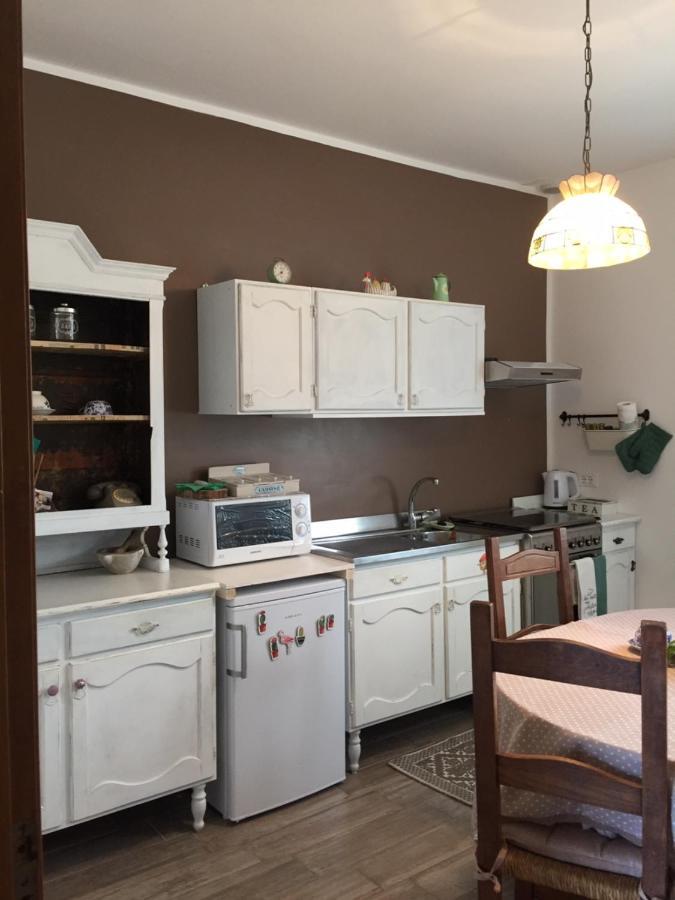 Alchimia House Apartment Cisano sul Neva Екстериор снимка